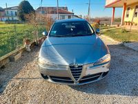 Usata Alfa Romeo 147 120 CV (88 kW) 2007 Grigio Utilitaria