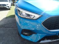 Usata MG ZS Luxury 111 CV (81 kW) 2023 Blu Berlina