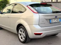 Usata Ford Focus 109 CV (80 kW) 2011 Argento Berlina