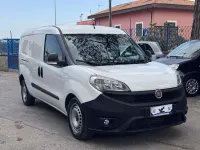 Usata Fiat Doblò S 105 CV (77 kW) 2022 Bianco Monovolume
