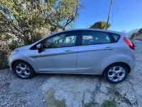 Usata Ford Fiesta 70 CV (51 kW) 2012 Berlina