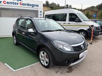 Usata Dacia Sandero Stepway 84 CV (61 kW) 2011 Nero Berlina
