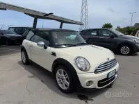 Usata Mini Cooper D 112 CV (82 kW) 2010 Utilitaria