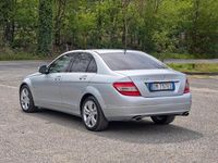 Begagnad Mercedes E320 Avantgarde 224 HK (164 kW) 2008 Grå Sedan
