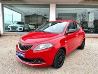Usata Lancia Ypsilon Silver 69 CV (50 kW) 2022 Rosso Utilitaria