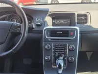 Usata Volvo V60 Business Edition 150 CV (110 kW) 2018 Nero Station wagon