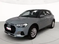 Käytetty Audi A1 Business 95 HP (69 kW) 2024 Harmaa Katumaasturi