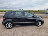 Begagnad Mercedes B200 140 HK (102 kW) 2009 Svart Minibuss