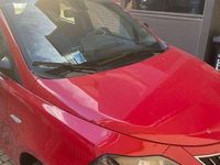 Usata Lancia Ypsilon Gold 69 CV (50 kW) 2022 Rosso Utilitaria