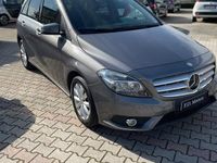 Usata Mercedes B180 Business 108 CV (79 kW) 2015 Grigio Monovolume