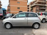 Usata Lancia Ypsilon 70 CV (51 kW) 2006 Grigio Utilitaria