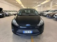 Usata Ford Fiesta Titanium 82 CV (60 kW) 2009 Nero Berlina