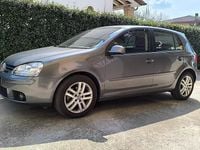 Usata VW Golf V 102 CV (75 kW) 2007 Grigio Utilitaria