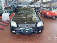 Usata Mercedes SLK230 197 CV (144 kW) 2001 Nero Cabrio