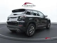 Nuova Jeep Avenger Longitude 101 CV (74 kW) 2025 Grigio SUV