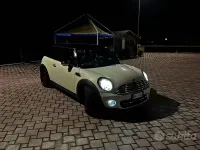Usata Mini Cooper D 112 CV (82 kW) 2010 Bianco Utilitaria