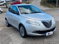 Usata Lancia Ypsilon 95 CV (69 kW) 2012 Grigio Utilitaria