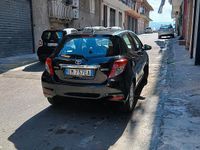 Usata Toyota Yaris 90 CV (66 kW) 2013 Utilitaria
