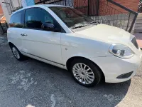 Usata Lancia Ypsilon 69 CV (50 kW) 2012 Bianco Utilitaria