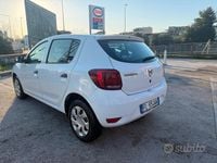 Usata Dacia Sandero 90 CV (66 kW) 2017 Bianco Berlina