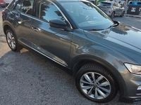 Usata VW T-Roc 150 CV (110 kW) 2021 Grigio SUV
