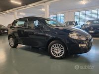 Usata Fiat Punto Street 77 CV (56 kW) 2016 Blu Utilitaria