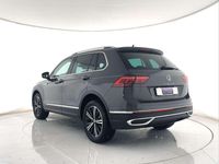 Usata VW Tiguan Elegance 150 CV (110 kW) 2020 Grigio pastello SUV