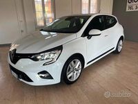 Usata Renault Clio V Business 101 CV (74 kW) 2022 Bianco Berlina