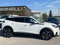 Usata Peugeot 2008 Allure 101 CV (74 kW) 2021 Banchisa SUV
