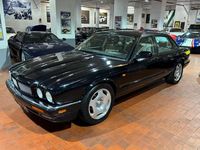 Usata Jaguar XJR 325 CV (239 kW) 1995 Nero Berlina