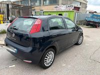 Usata Fiat Punto Young 75 CV (55 kW) 2015 Utilitaria