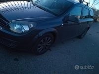 Usata Opel Astra Enjoy 116 CV (85 kW) 2010 Grigio Station wagon