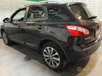 Usata Nissan Qashqai Acenta 131 CV (96 kW) 2013 Viola SUV