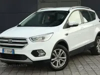 Usata Ford Kuga Titanium 120 CV (88 kW) 2019 Bianco SUV