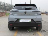 Usata Renault Captur Techno 145 CV (106 kW) 2024 Grigio SUV