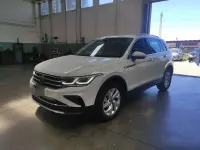 Usata VW Tiguan Life 150 CV (110 kW) 2023 Bianco SUV