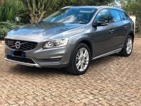 usata Volvo V60 CC 2.0 aut 150cv