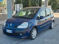Usata Renault Modus Expression 68 CV (50 kW) 2010 Grigio Monovolume
