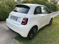 Usata Fiat 500e Action 42 kW (58 CV) 2021 Bianco Utilitaria