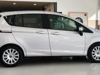 Usata Ford B-MAX 75 CV (55 kW) 2016 Grigio Monovolume