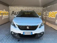 Usata Peugeot 2008 Active 75 CV (55 kW) 2018 Bianco SUV