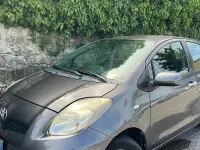 Usata Toyota Yaris Sol 69 CV (50 kW) 2011 Grigio Utilitaria