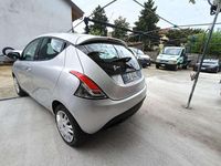 Usata Lancia Ypsilon S 69 CV (50 kW) 2011 Argento Utilitaria