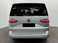 Usata VW Multivan 150 CV (110 kW) 2024 Argento metallizzato Monovolume