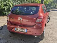 Usata Dacia Sandero Lauréate 75 CV (55 kW) 2013 Berlina