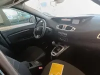Usata Renault Scénic III 95 CV (69 kW) 2011 Nero Berlina