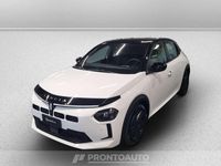 Nuova Lancia Ypsilon 110 CV (80 kW) 2026 Bianco marmo con tetto nero Utilitaria