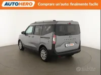 Usata Ford Tourneo Courier 125 CV (91 kW) 2024 Grigio Monovolume