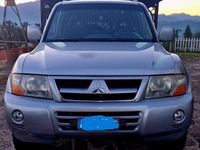 Usata Mitsubishi Pajero 160 CV (117 kW) 2006 Grigio SUV
