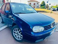Usata VW Golf IV Comfortline 101 CV (74 kW) 2004 Bluazzurro Berlina